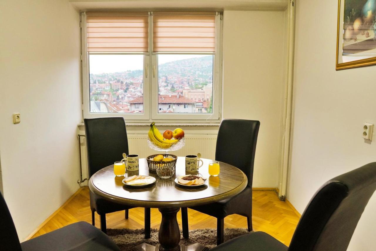 Vijecnica View 2Bdr Apartment With Balcony - Best Location ซาราเยโว ภายนอก รูปภาพ