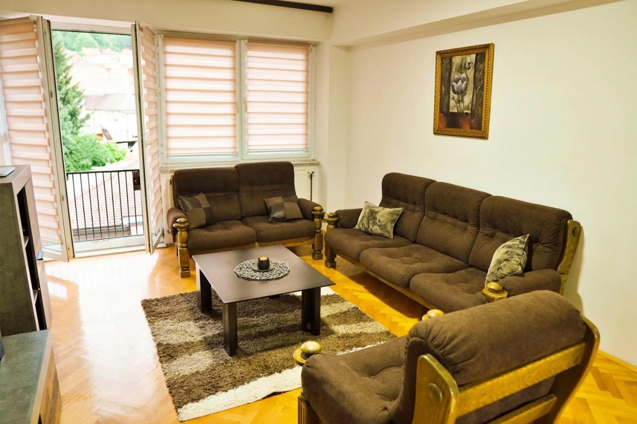 Vijecnica View 2Bdr Apartment With Balcony - Best Location ซาราเยโว ภายนอก รูปภาพ